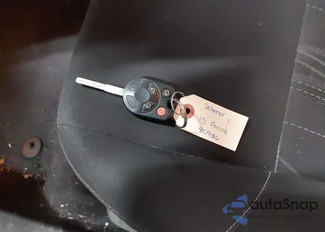 2015 Ford Focus Se z USA, uszkodzony, nr VIN 1FADP3K23FL277168